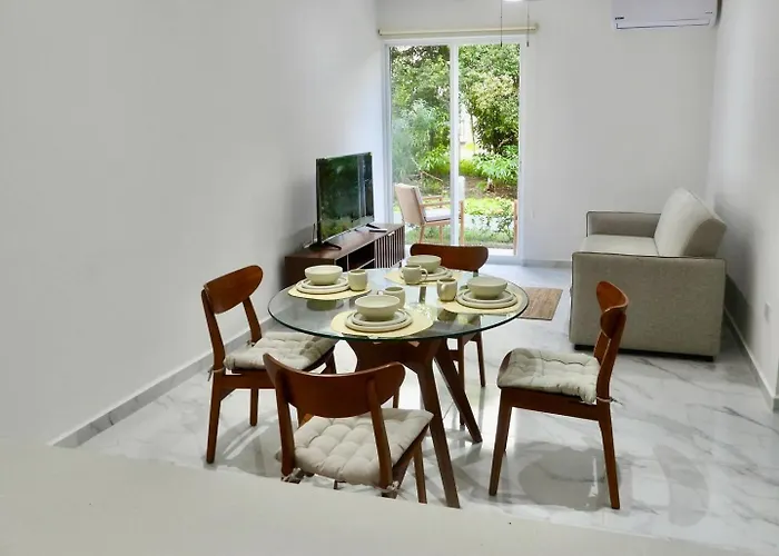 Heushaven Jungle Chic Retreat In Aldea Apartment